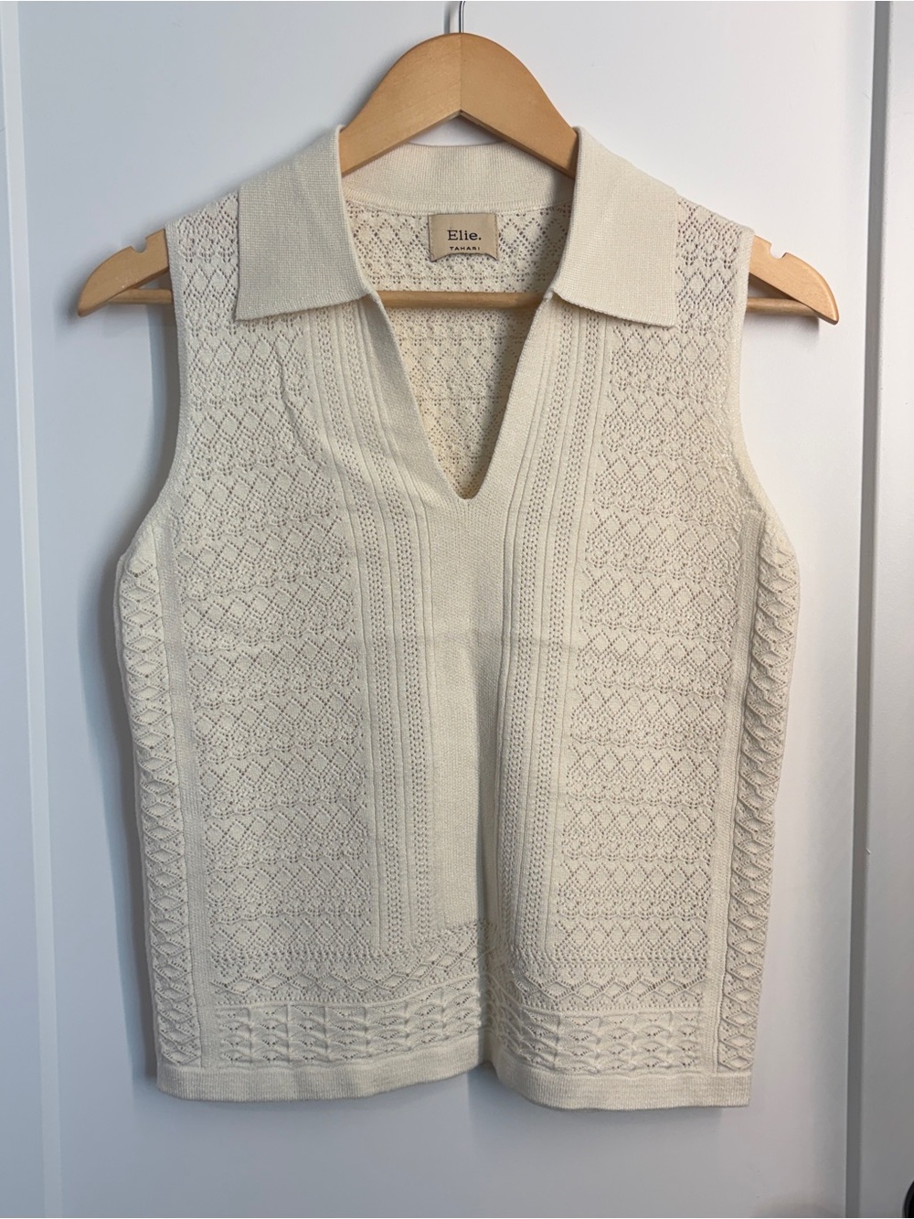 Tahari Cream Sleeveless Knit Polo Tank